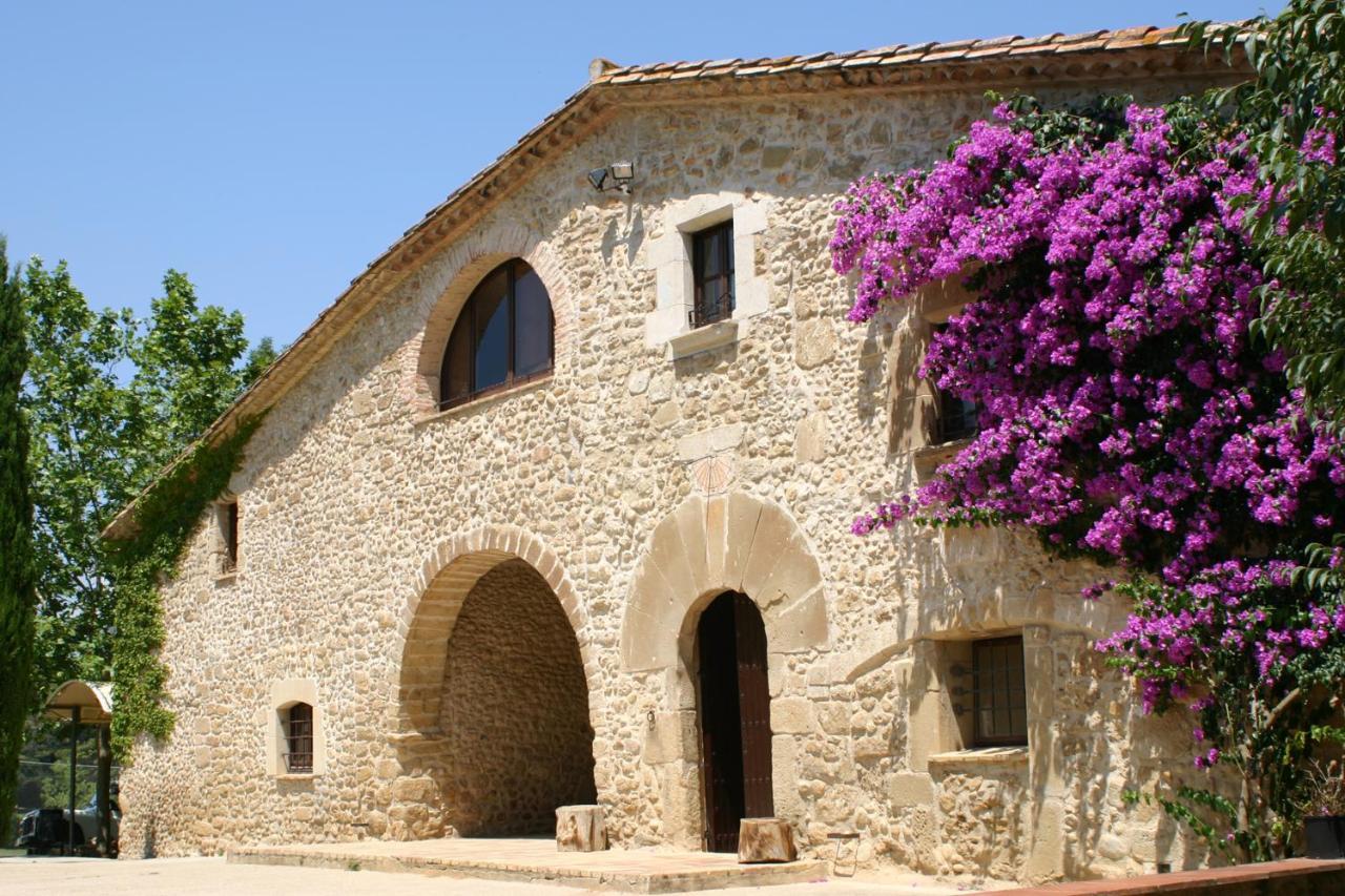 Ostello Mas Pages Sant Esteve De Guialbes Esterno foto